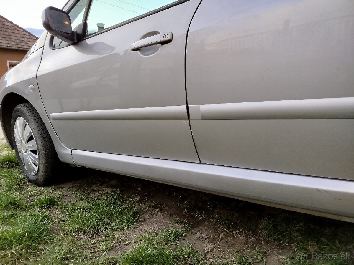 Predám Peugeot - 4