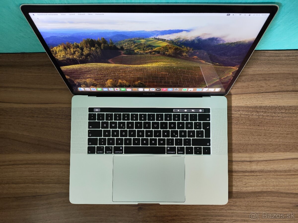 MacBook Pro 15 2018 | i7 • 32GB • 512GB SSD - 4