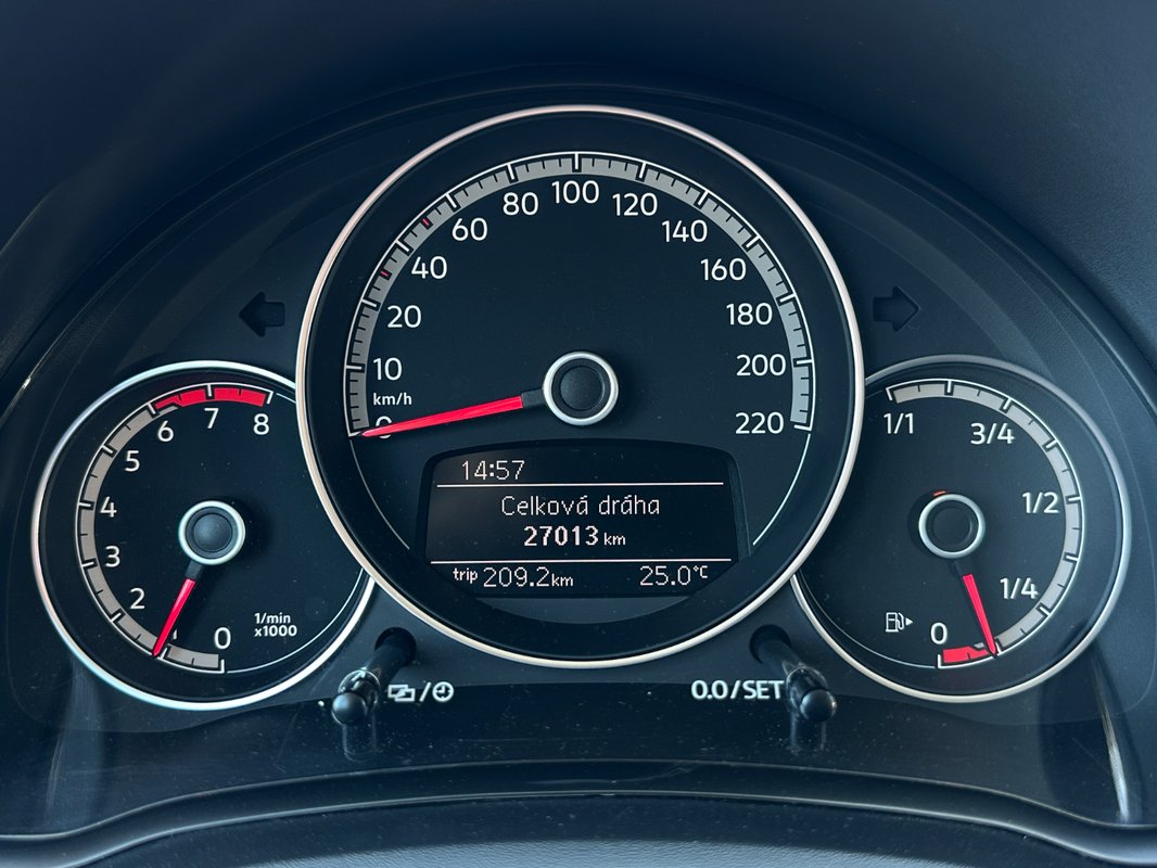 Volkswagen Up 1.0 MPI M5 - 4