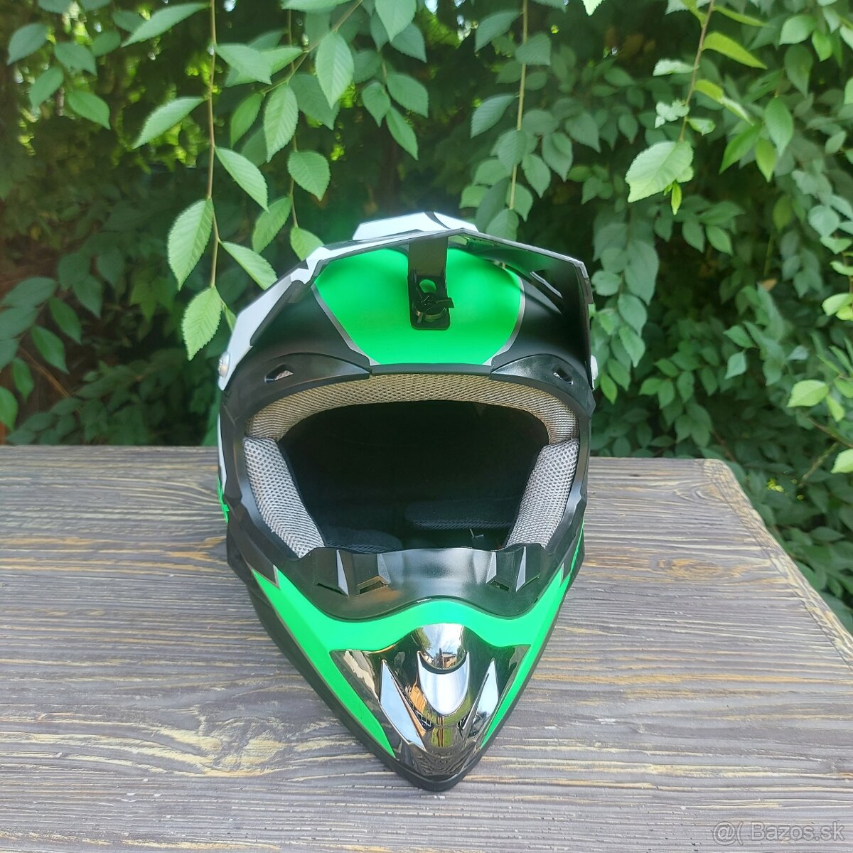 Predám prilbu SPARK veľkosť S - ÚPLNE NOVÁ - 4