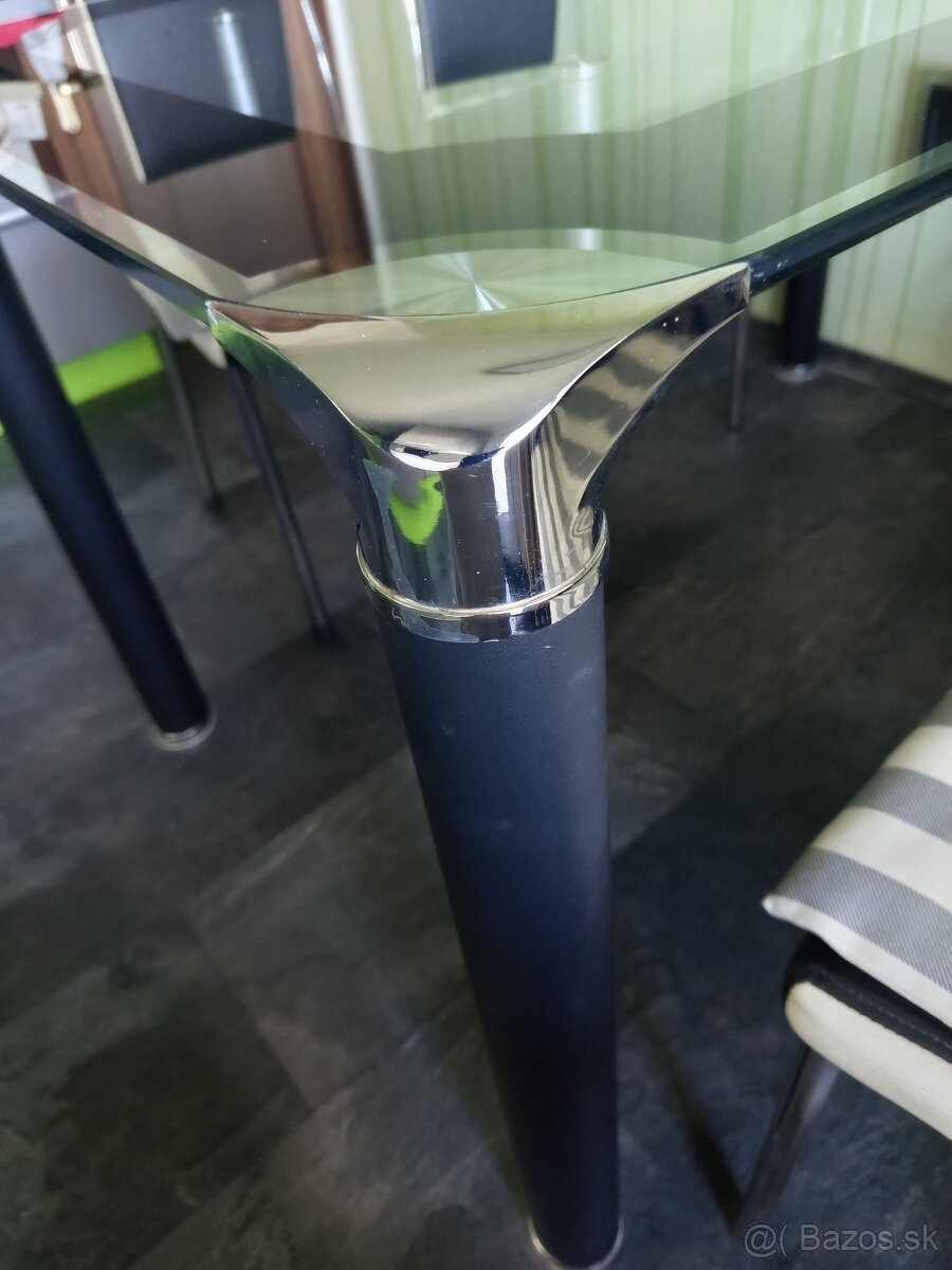 Predám kuchynský stôl - 4