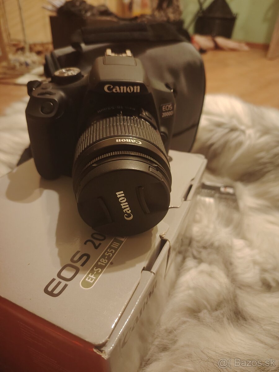 Canon EOS 2000D - 4