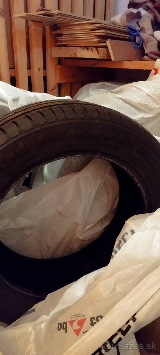 Predám letnú pneumatiku Matador 205/55/R16 - 4