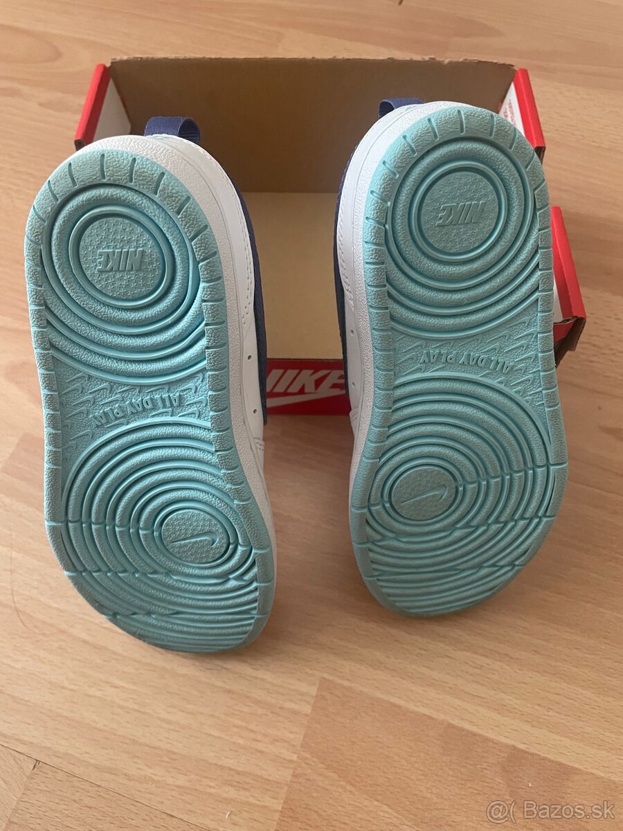 tenisky Nike - veľ. 28,5 - 4