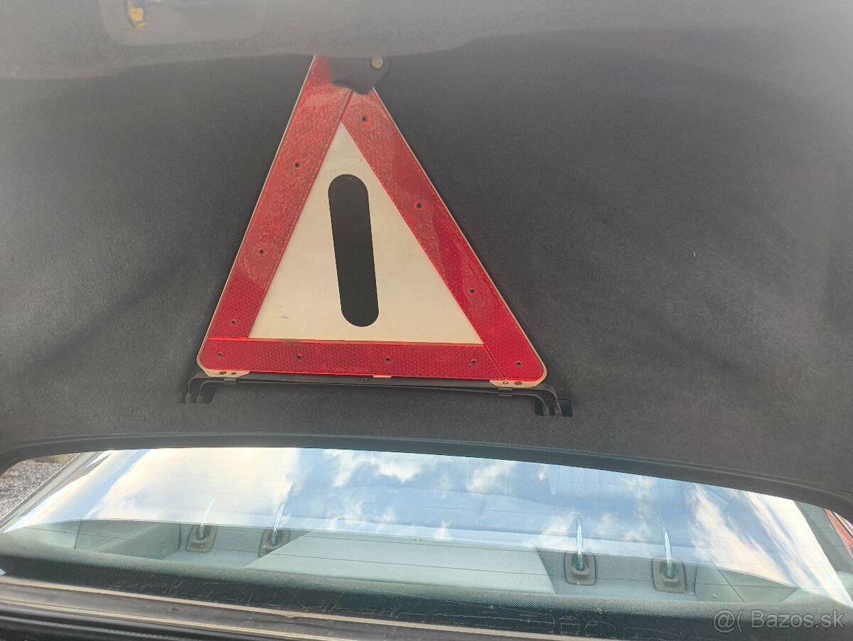 Mercedes C200D,Typ 124.120 = Mercedes-Benz W124 200D (OM601) - 4