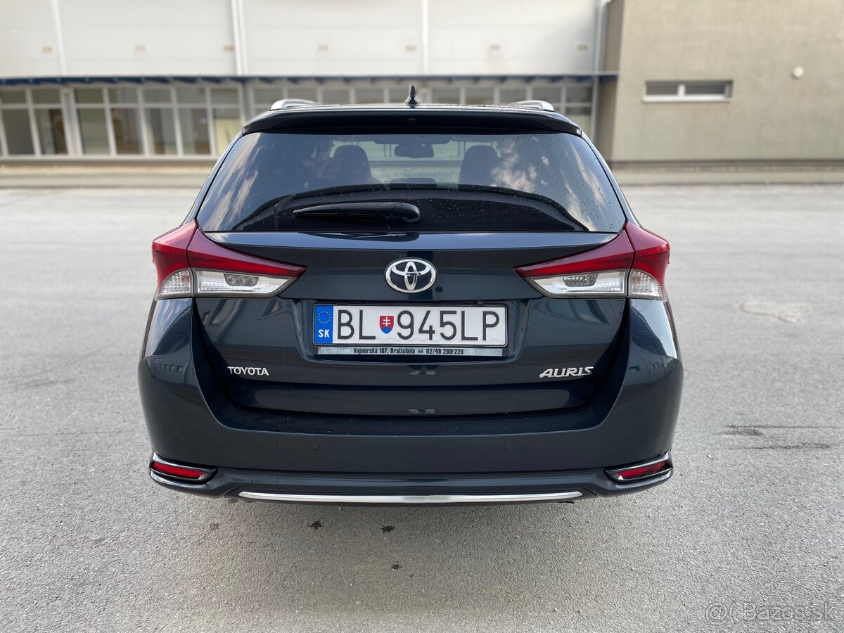 Toyota Auris 2016, 1.6i, automat - 4