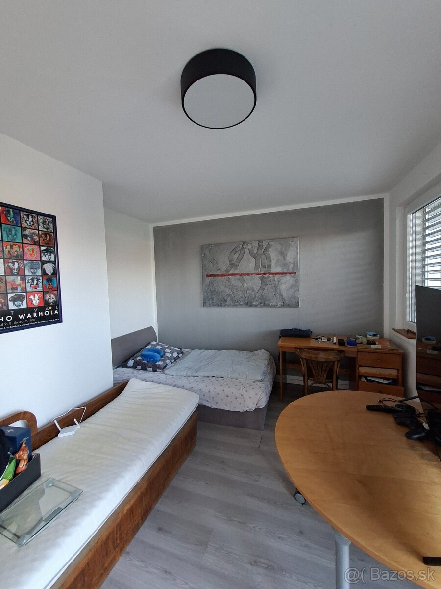 Prenajmem samostatnú izbu v rodinnom dome - 4