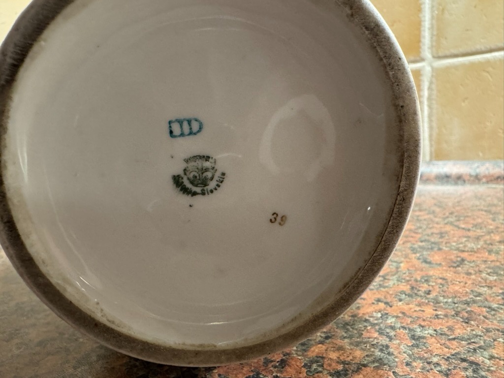 Starožitná porcelánová váza vo viedenskom štýle - 4