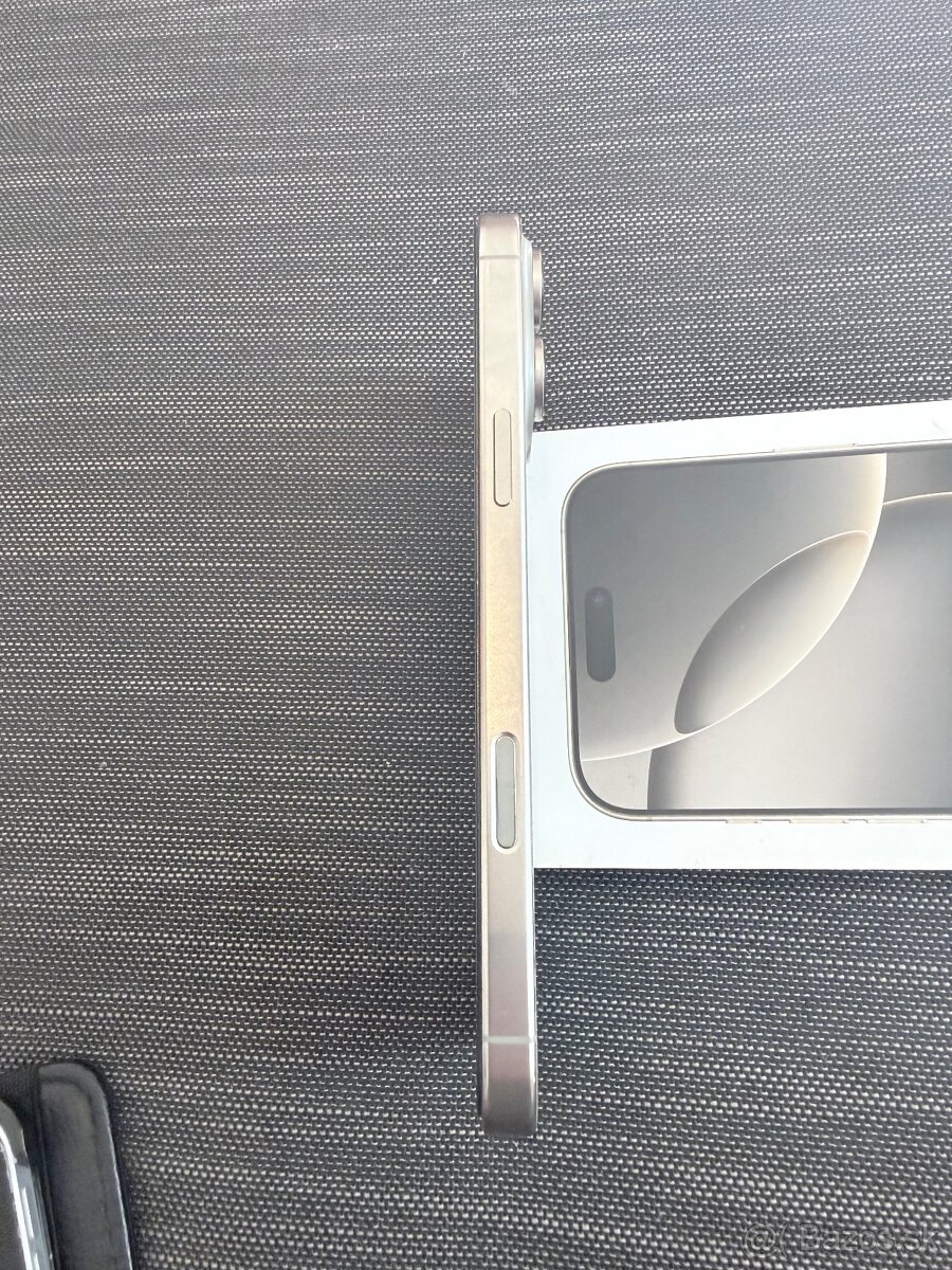 iPhone 16 pro max 256GB,super stav - 4