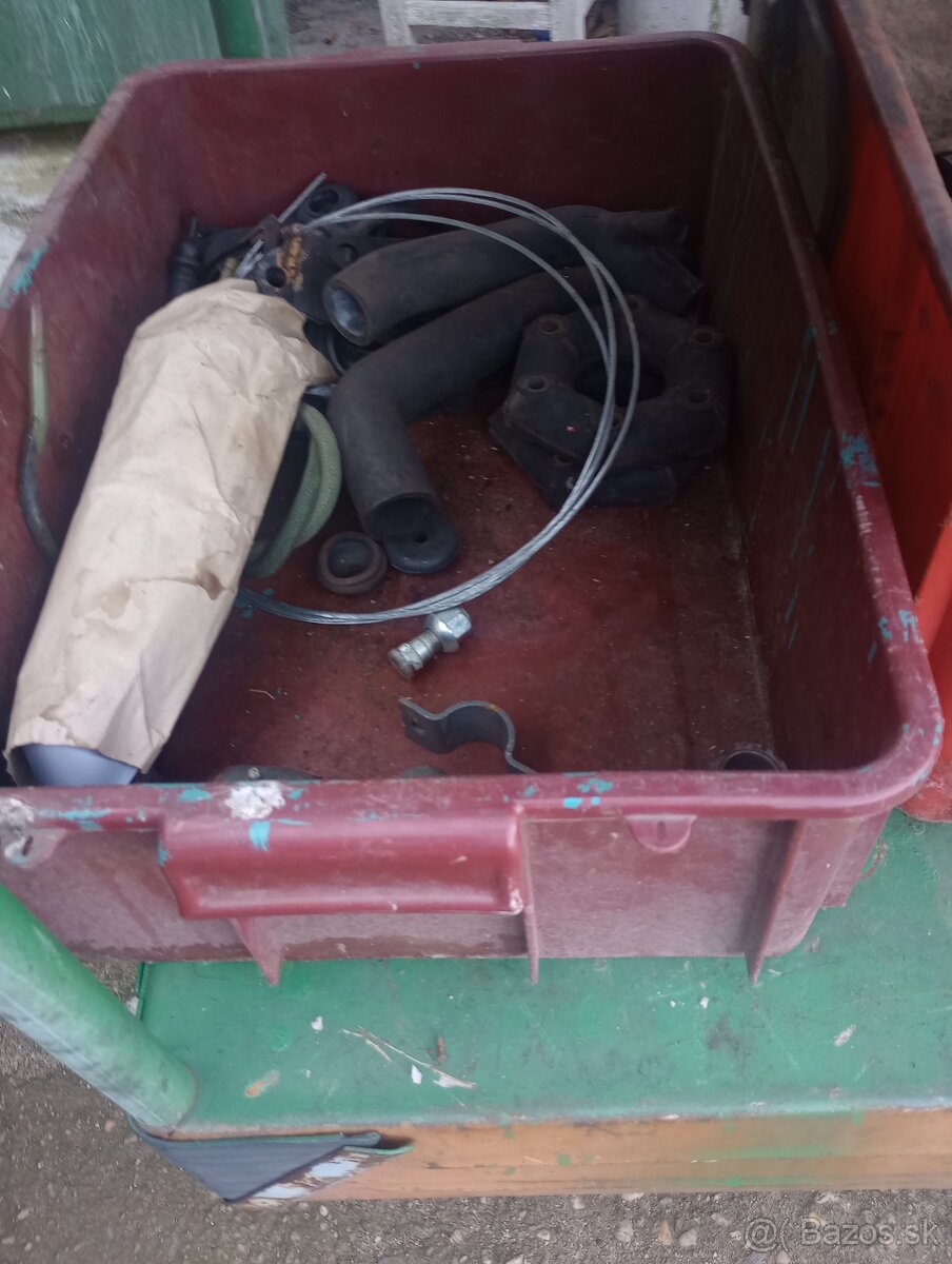 Predám náhradné diely  na 1203 - 4