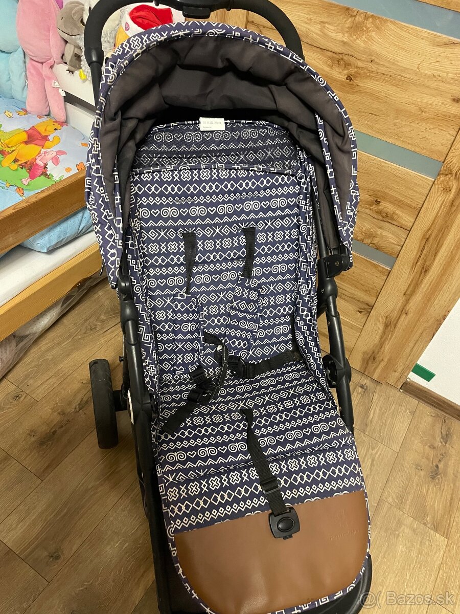 Športový kočík Petite&Mars MOVE - 4