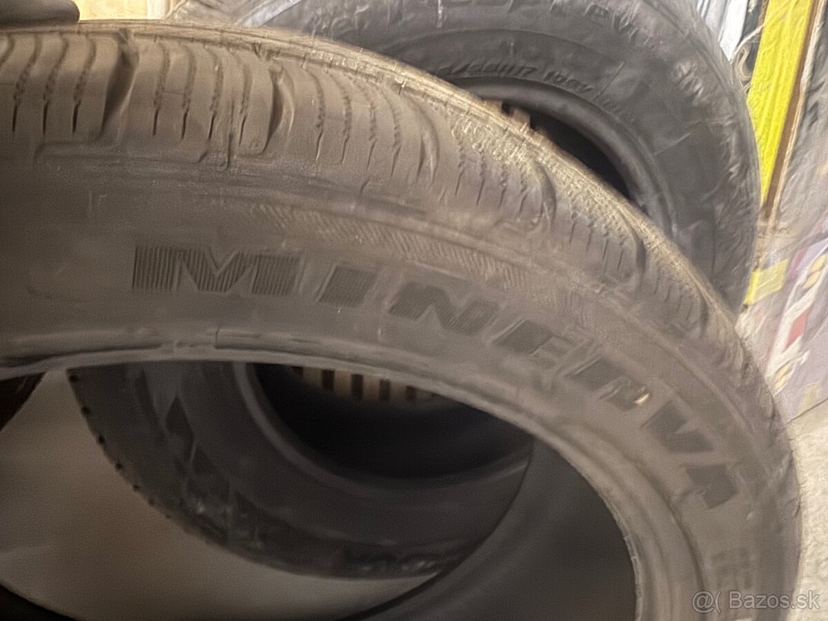 Minerva 275/40R20 106V XL - 4