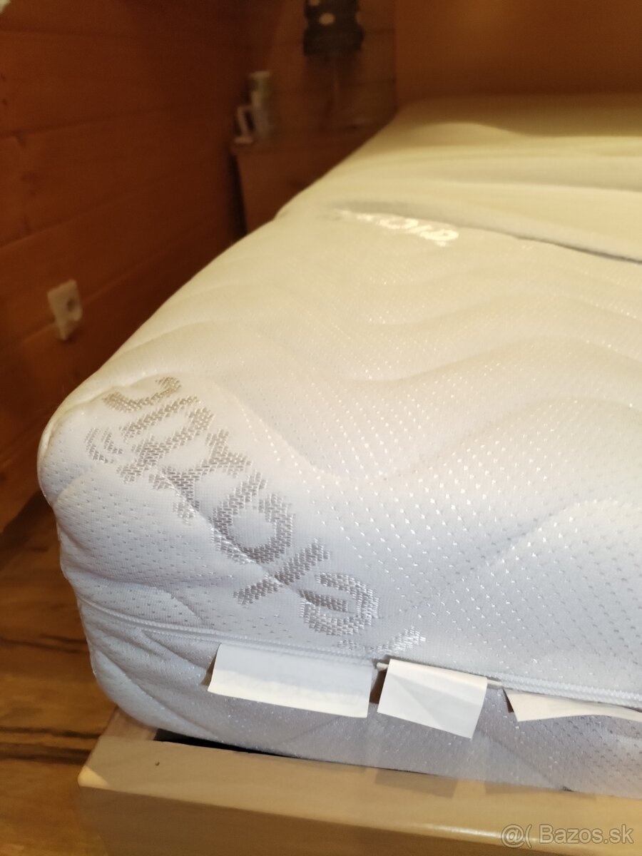 Manželská posteľ + 2 matrace - 4