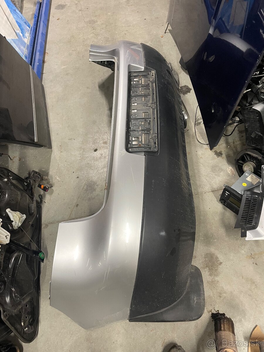 Zadny kufor zadny naraznik golf 5 kratky zadne lave dvere - 4