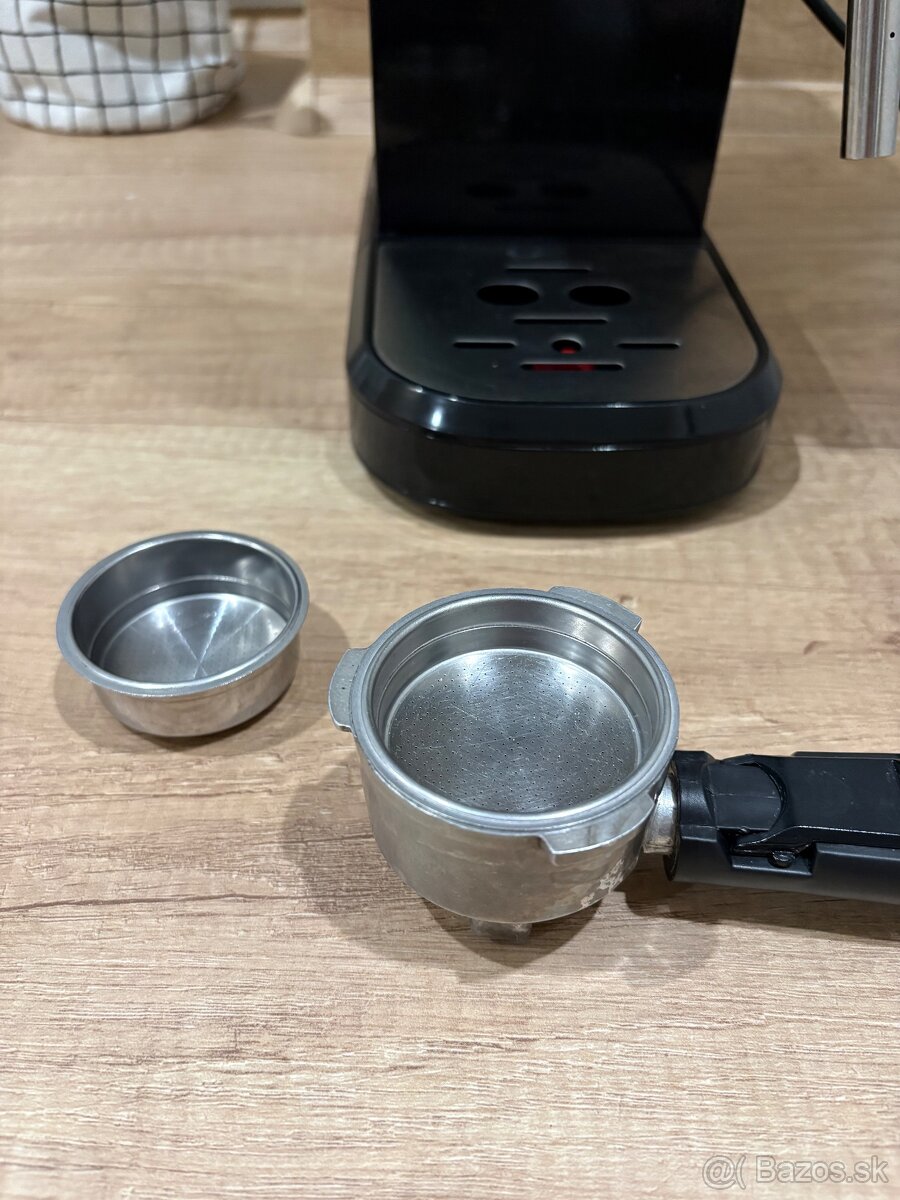 Eta Storio - čierny pákový kávovar - 4