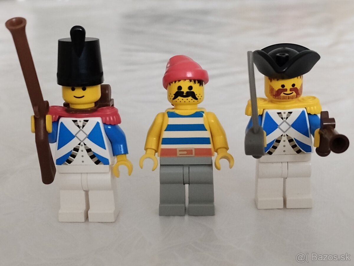 LEGO Pirates 6259 Broadside's Brig - 4