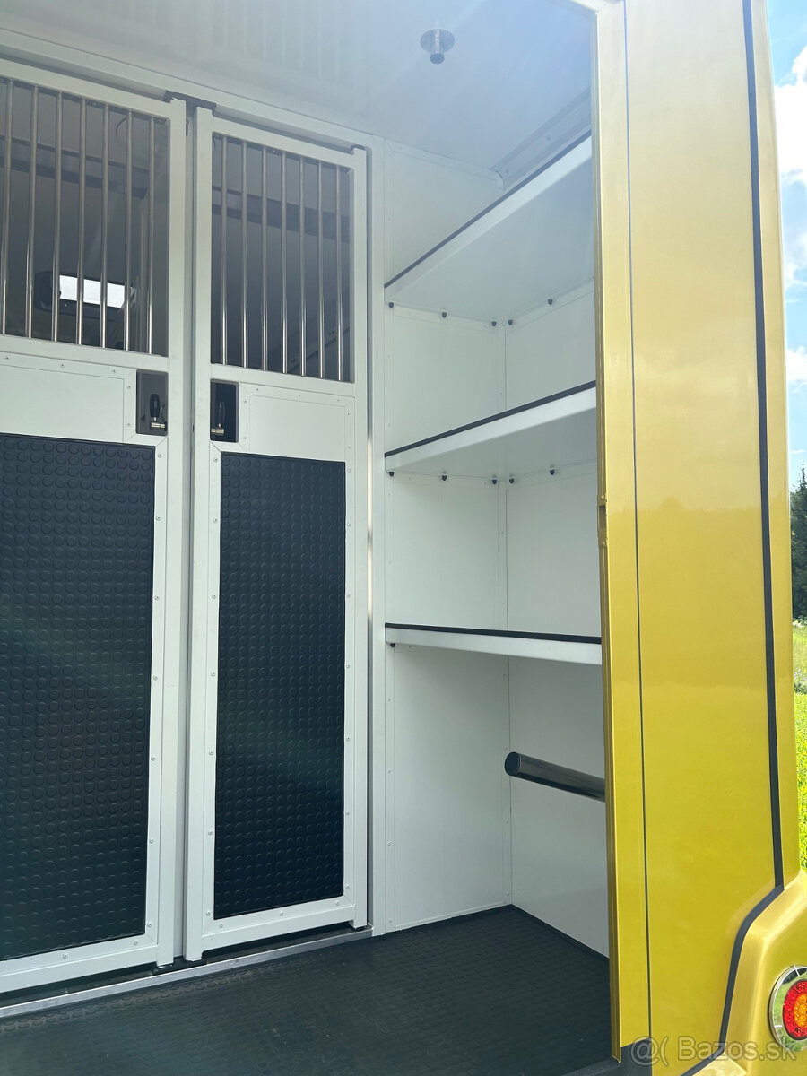 Predám prepravník na kone IVECO - 4