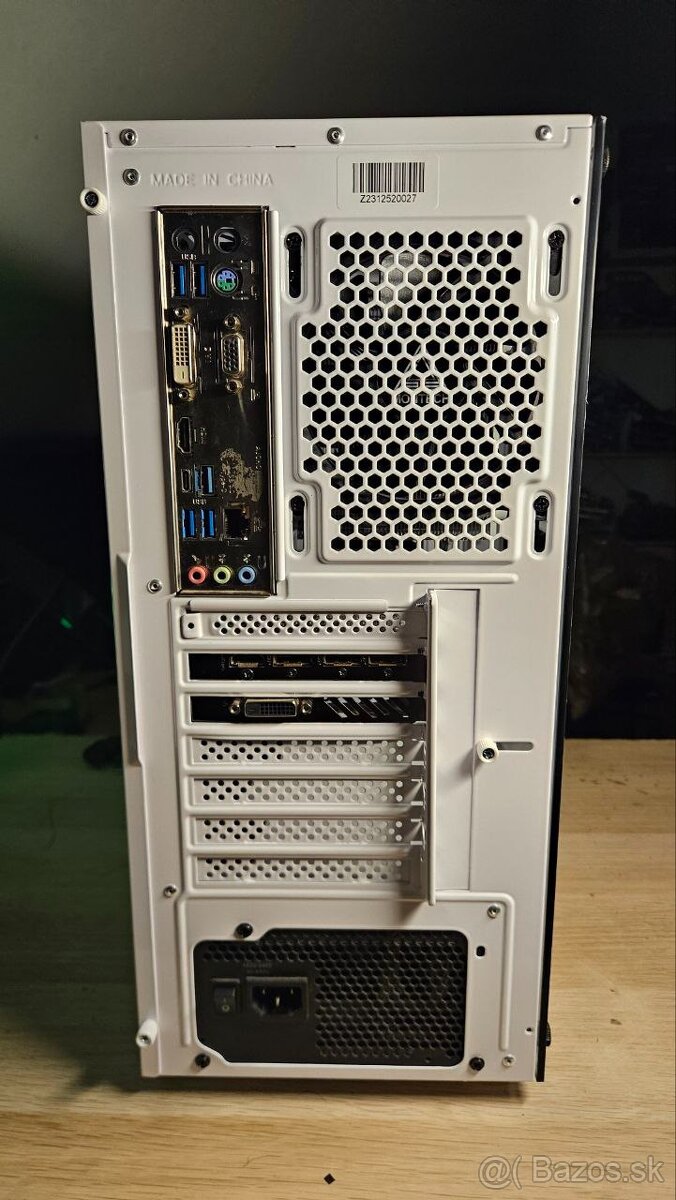 Herný PC • i7 8700 • GTX 1080 Ti 11GB • 16GB - 4