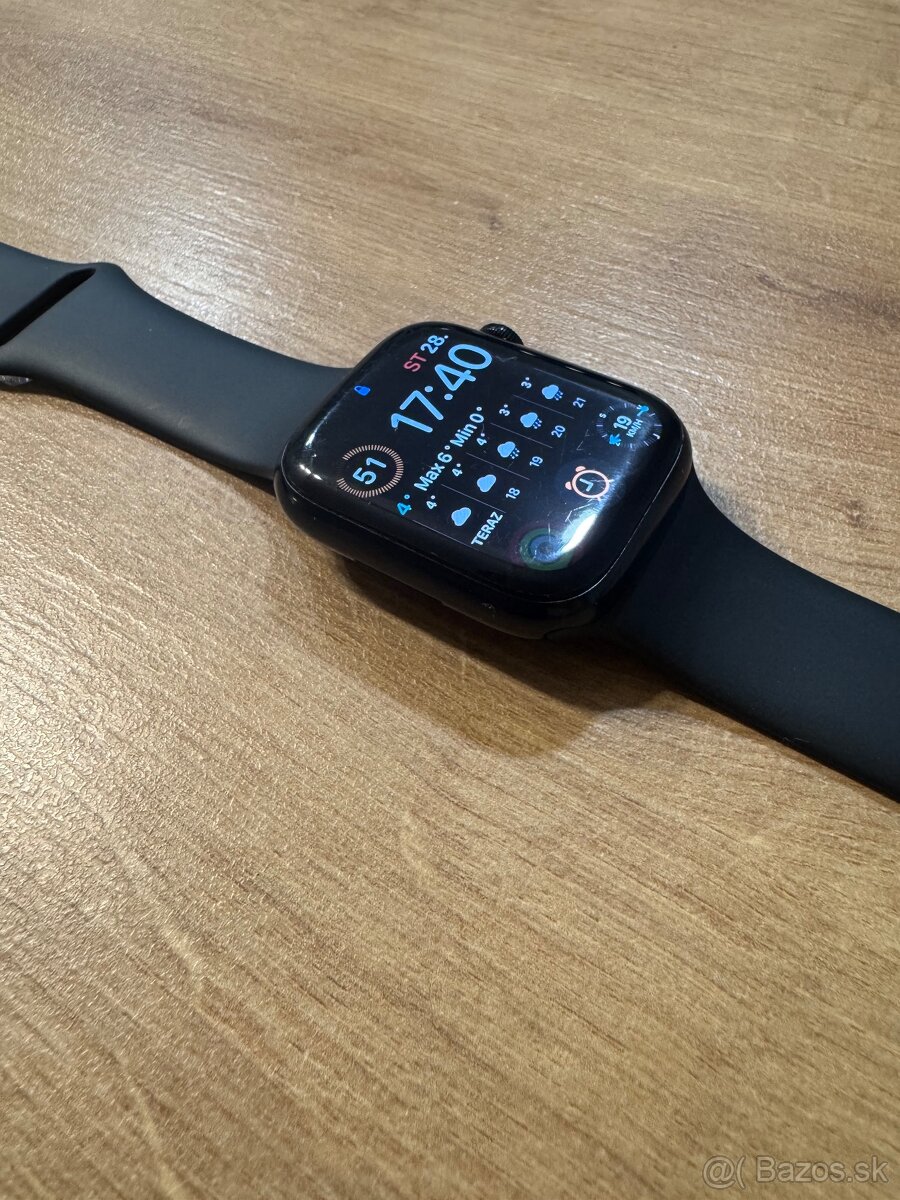 Apple Watch Series 7 (GPS) 45 mm. - 4