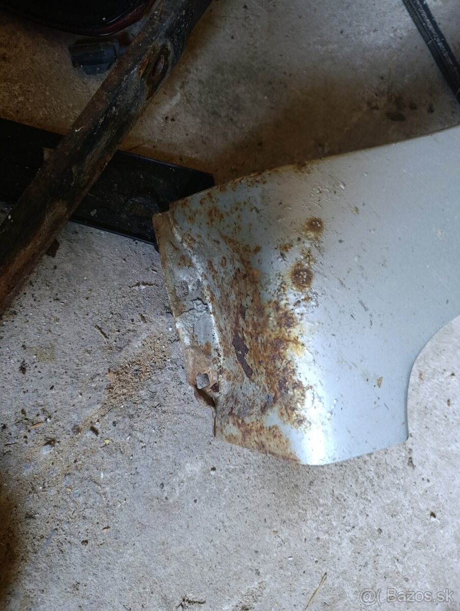 Ford miesta kapota blatník dvere - 4