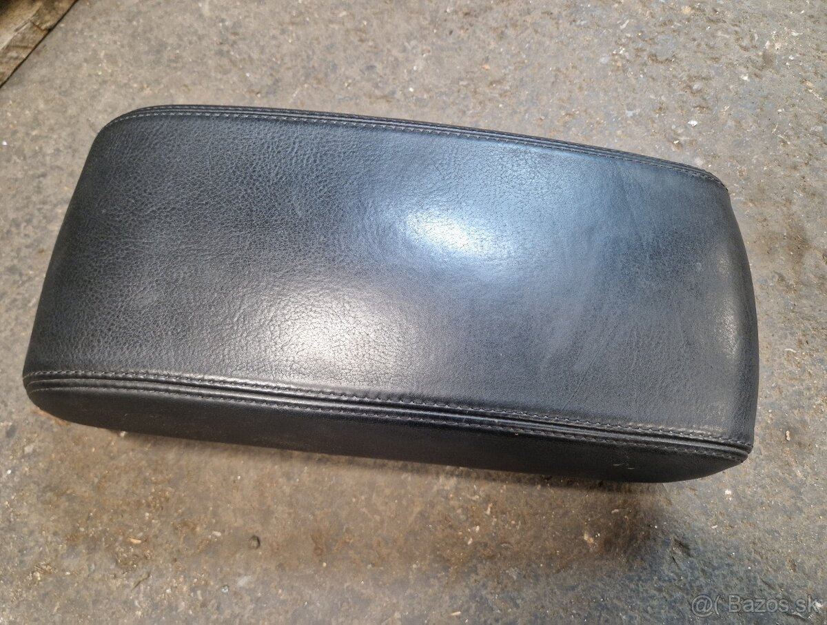 Diely interiéru Jeep Grand Cherokee WK2 2017 Summit - 4