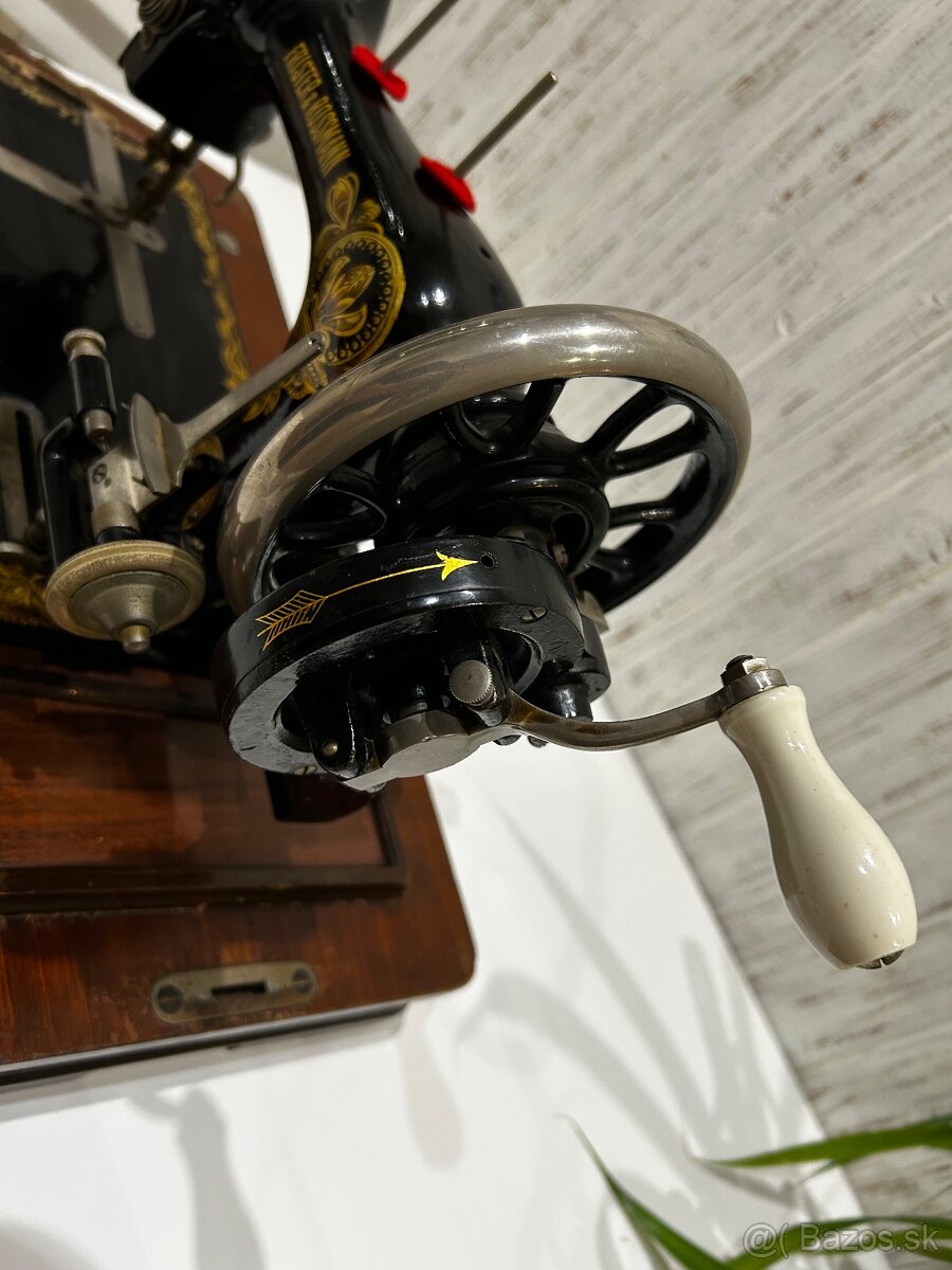 Starožitný šijací stroj Frister & Rossmann - 4