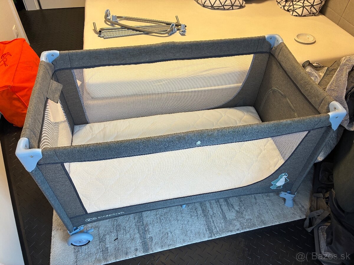 Prenosná postielka Kinderkraft s matracom - 4