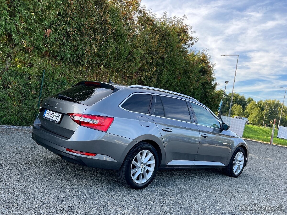 Škoda Superb Combi 2.0 TDI SCR Style DSG - 4