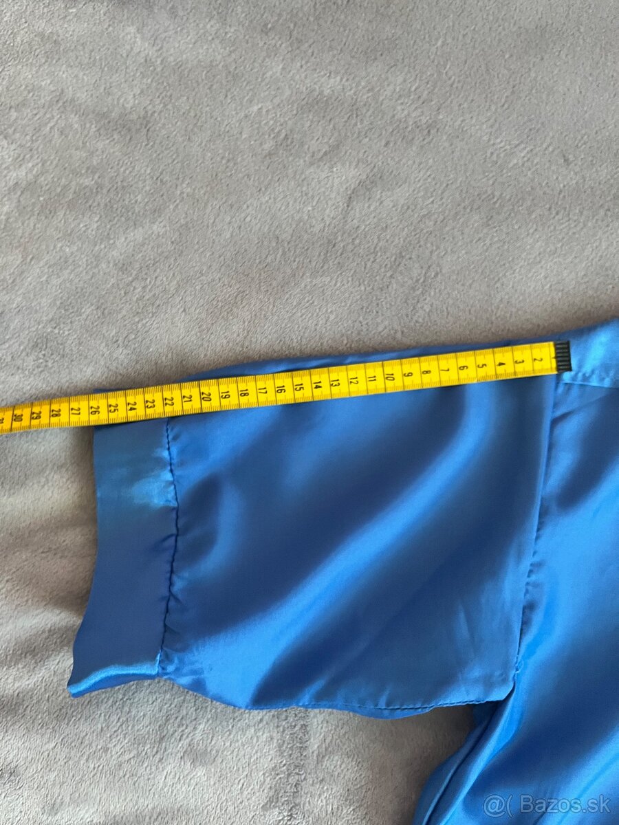 Modré saténové šaty - 4