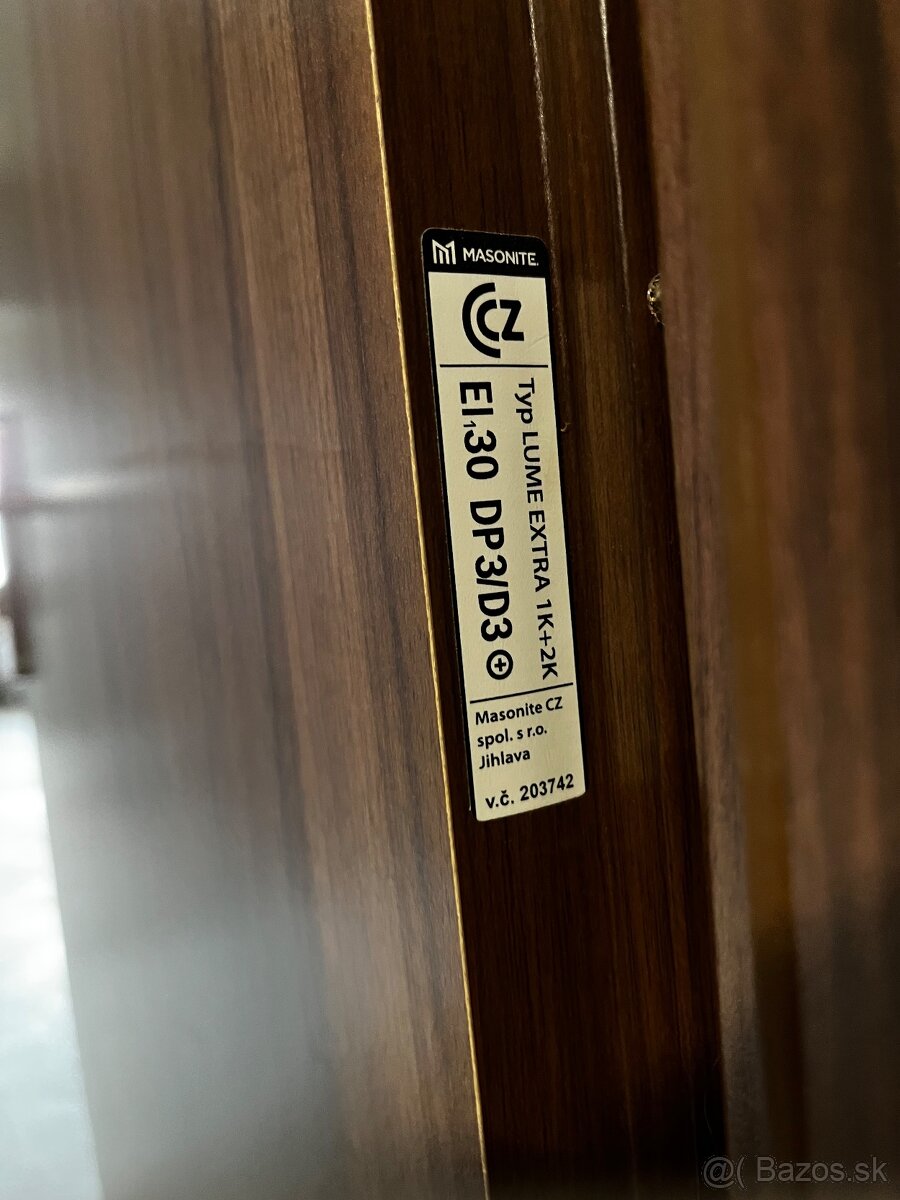 Vchodove dvere 900mm so zarubnou 300mm - 4