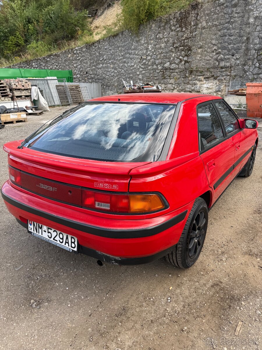 Predám Mazda 323 F BG 1.8 16V - 4