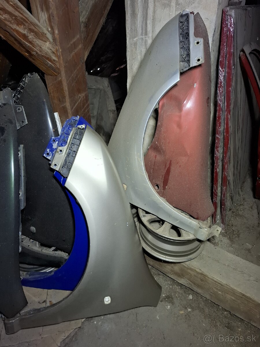 Predam predné blatníky na Škoda Fabia (prvý model). - 4