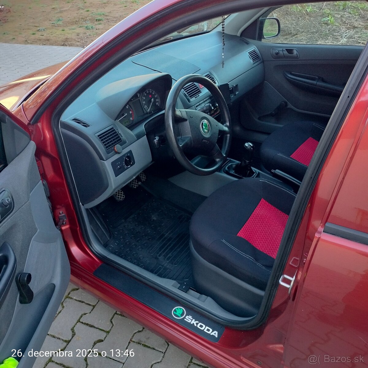 Predám Fabiu 1,1,4mpi benzin - 4