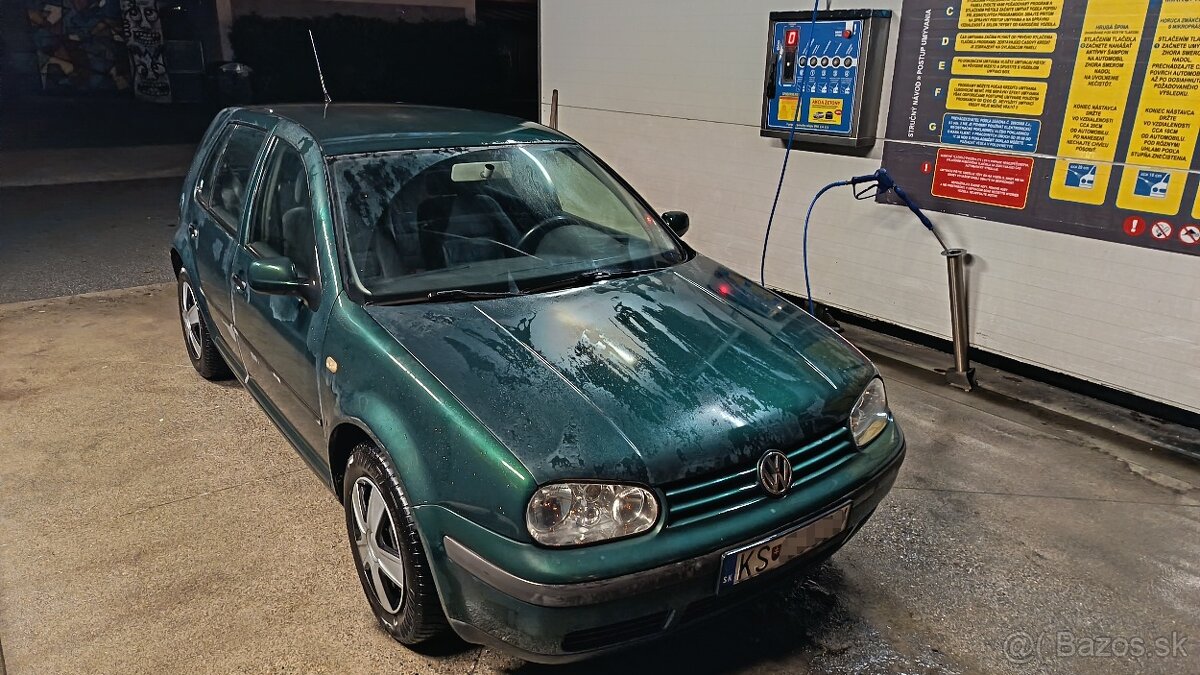 VW Golf 4 - 4
