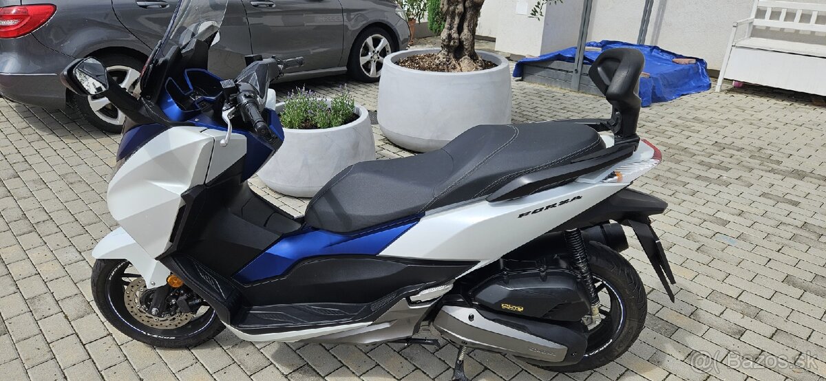 Honda Forza 125 rv - 4