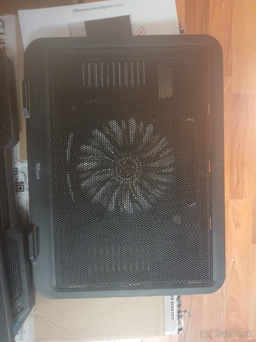 Chladiaca podlozka pod notebook - 4