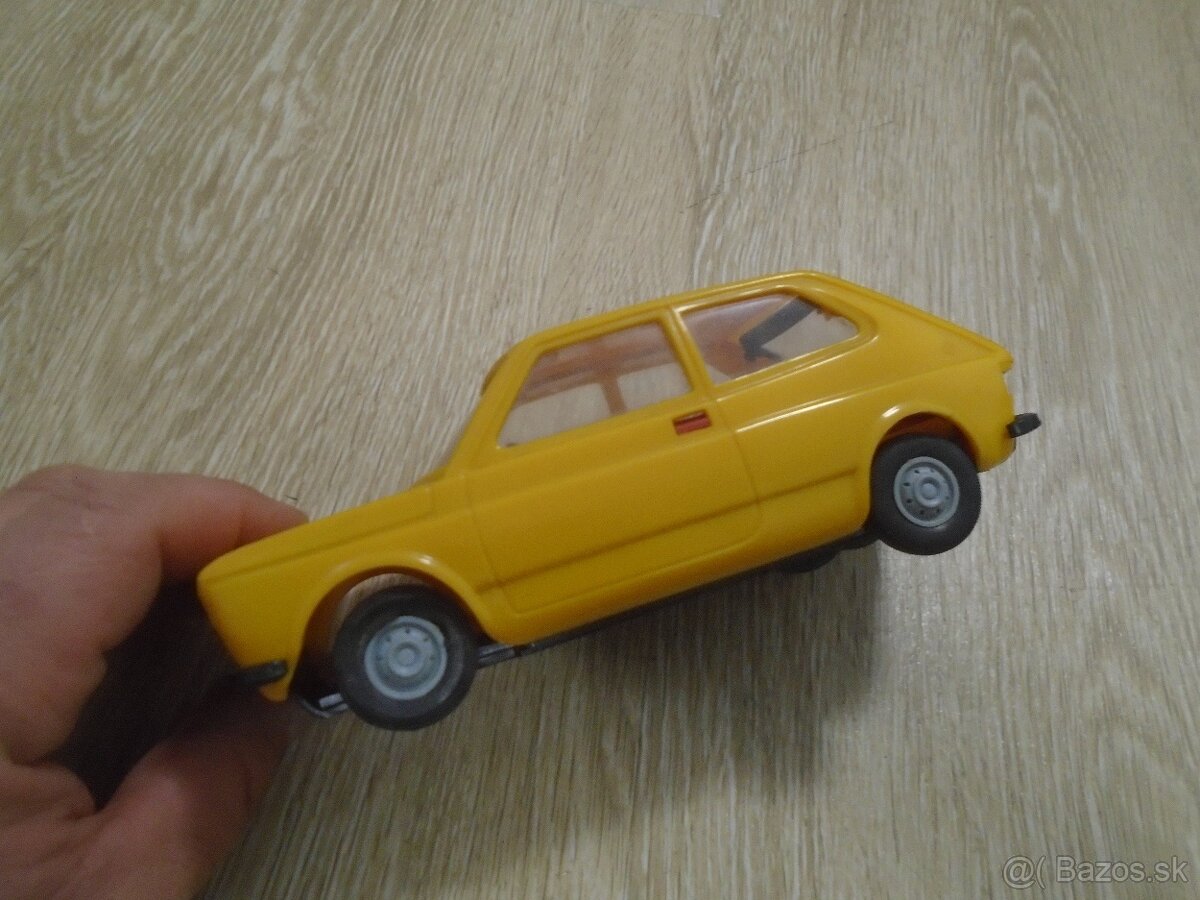 Stará Hračka Fiat 127A - 4