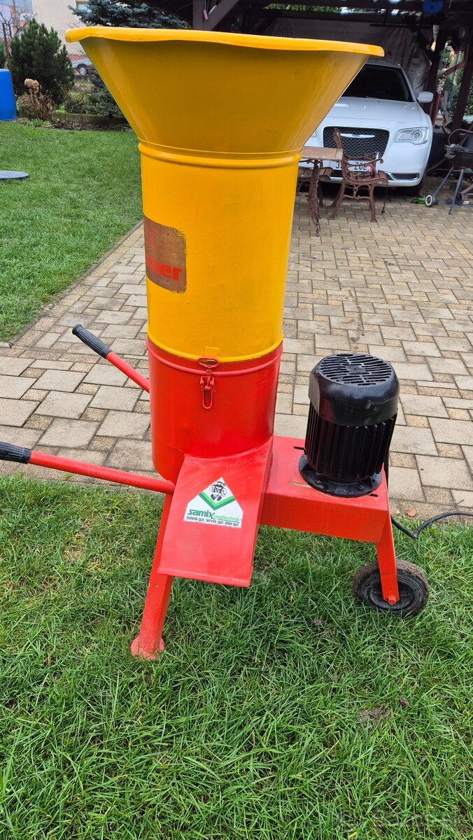 Predam drvičvič konárov 380volt 3Kw - 4