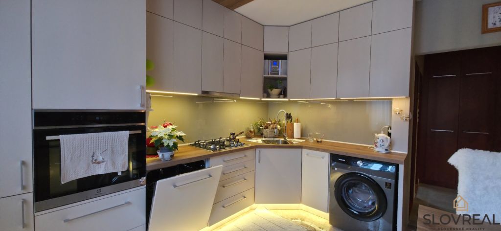 Na predaj 2i byt Prievidza, 60 m2 - 4