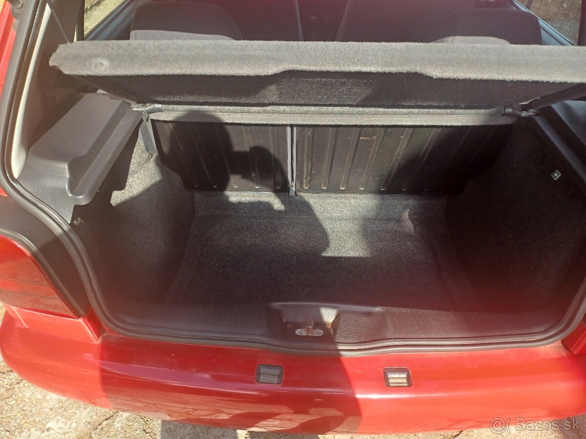 Predám Volkswagen Polo 1,4 - 4