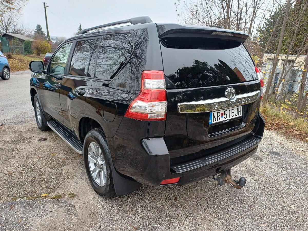 toyota land cruiser benzin