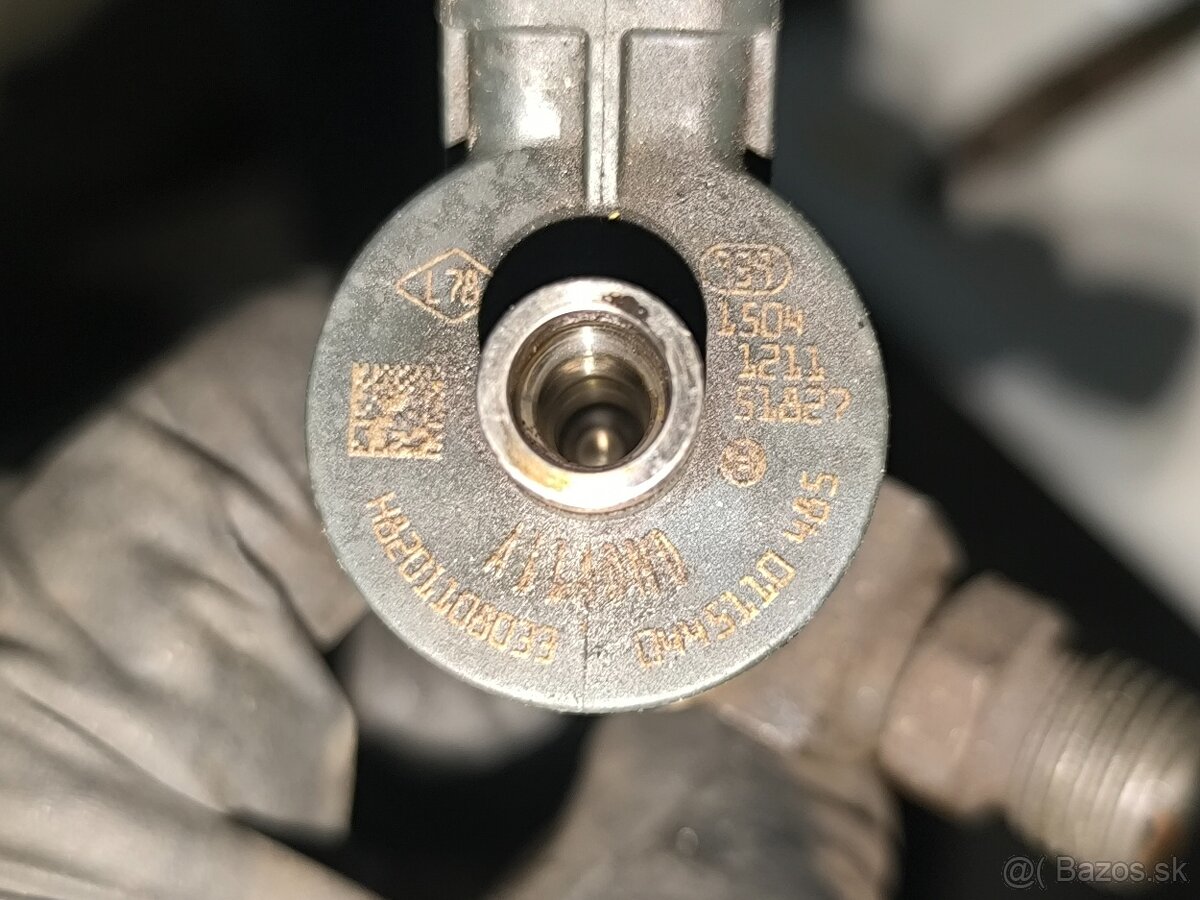 Renault Dacia vstrekovace a palivové cerpadlo - 4