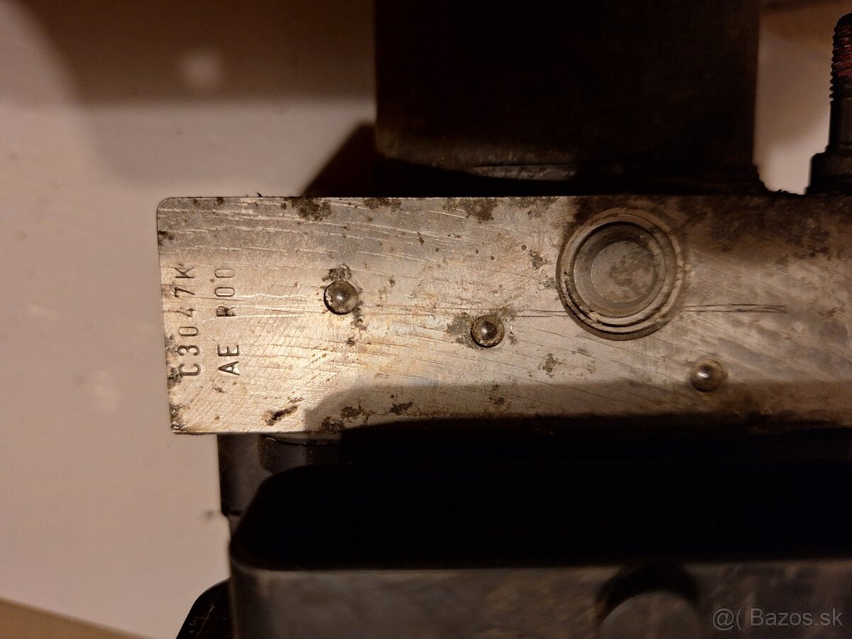 predám ABS kocku toyota verso 1.8 Valvematic, - 4