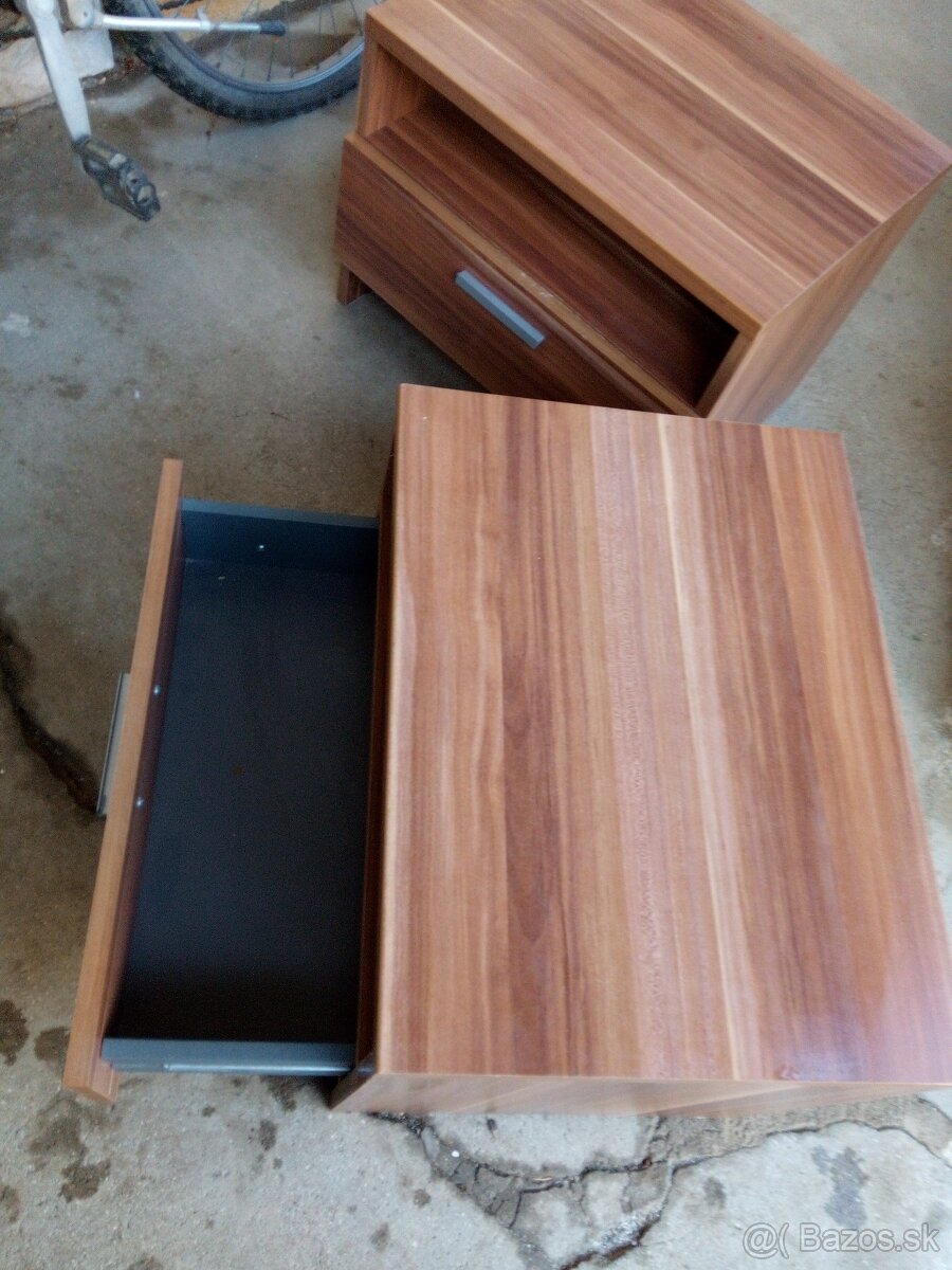 Nočné stolíky - 4