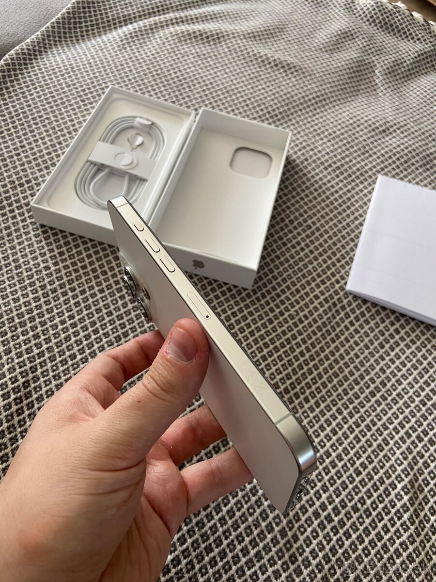 iPhone 16 Pro Max 256GB White Titanium - 4