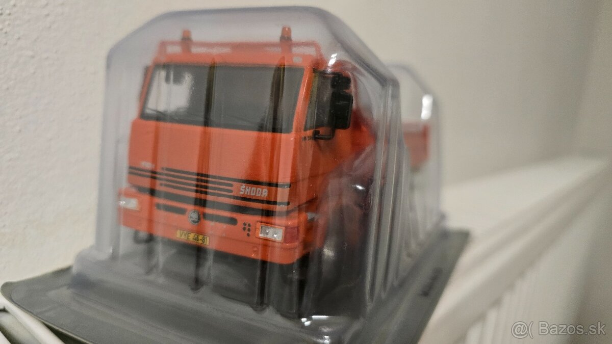 Deagostini Škoda 400 FOX - 4