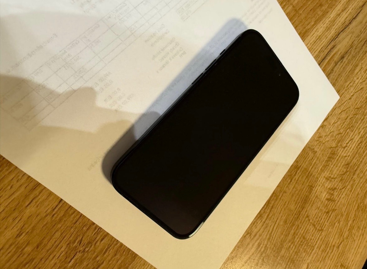 Apple IPhone 15, 128GB - 4