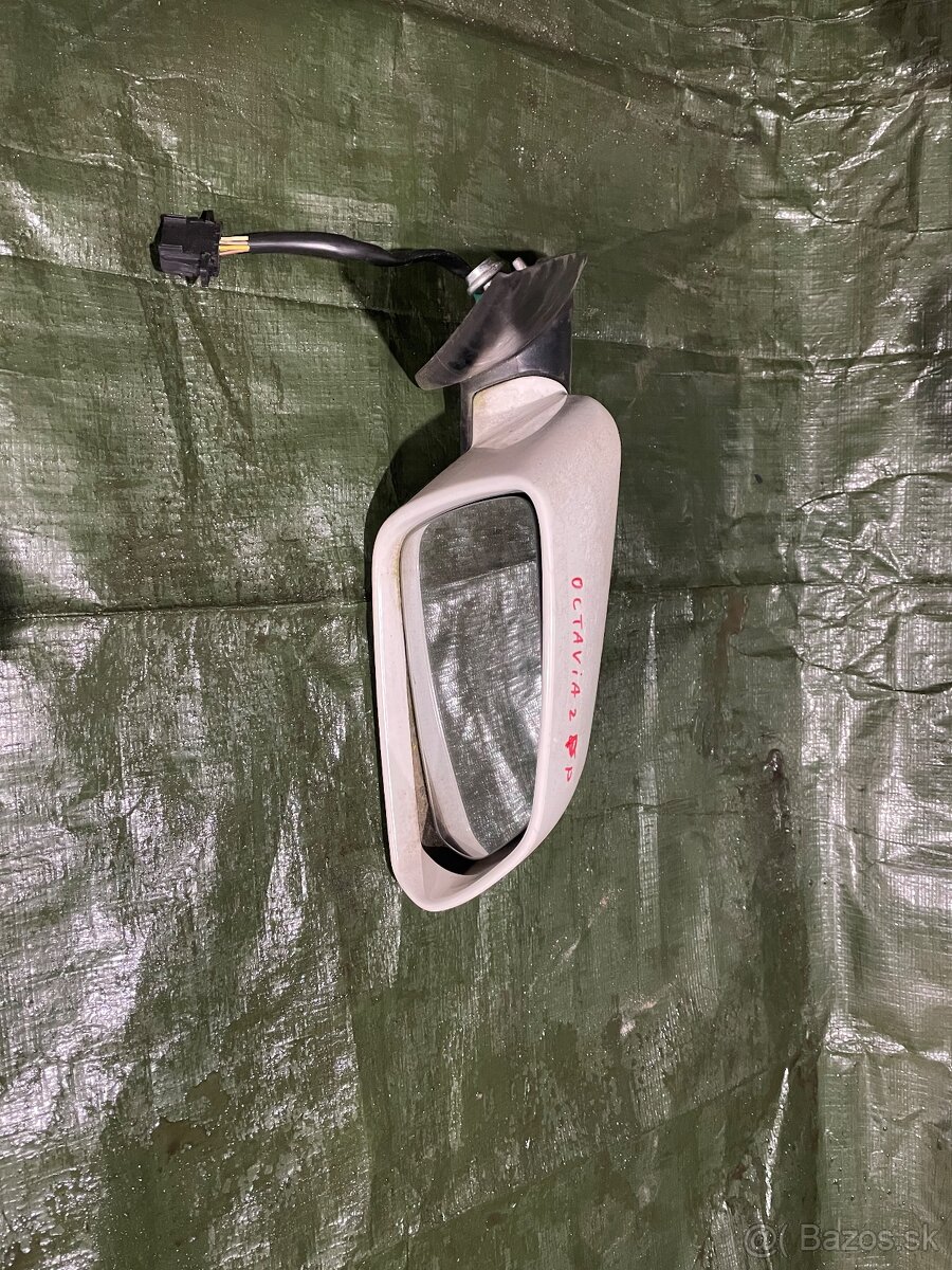 Rozpredám Škodu Octavia 2 Sedan - 4