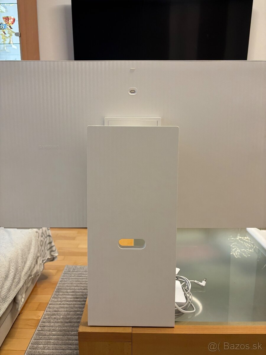 32” Smart Monitor Samsung M8 (M80D) - 4