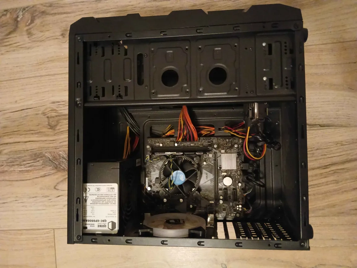 Herný počítač bez Grafickej karty - 4